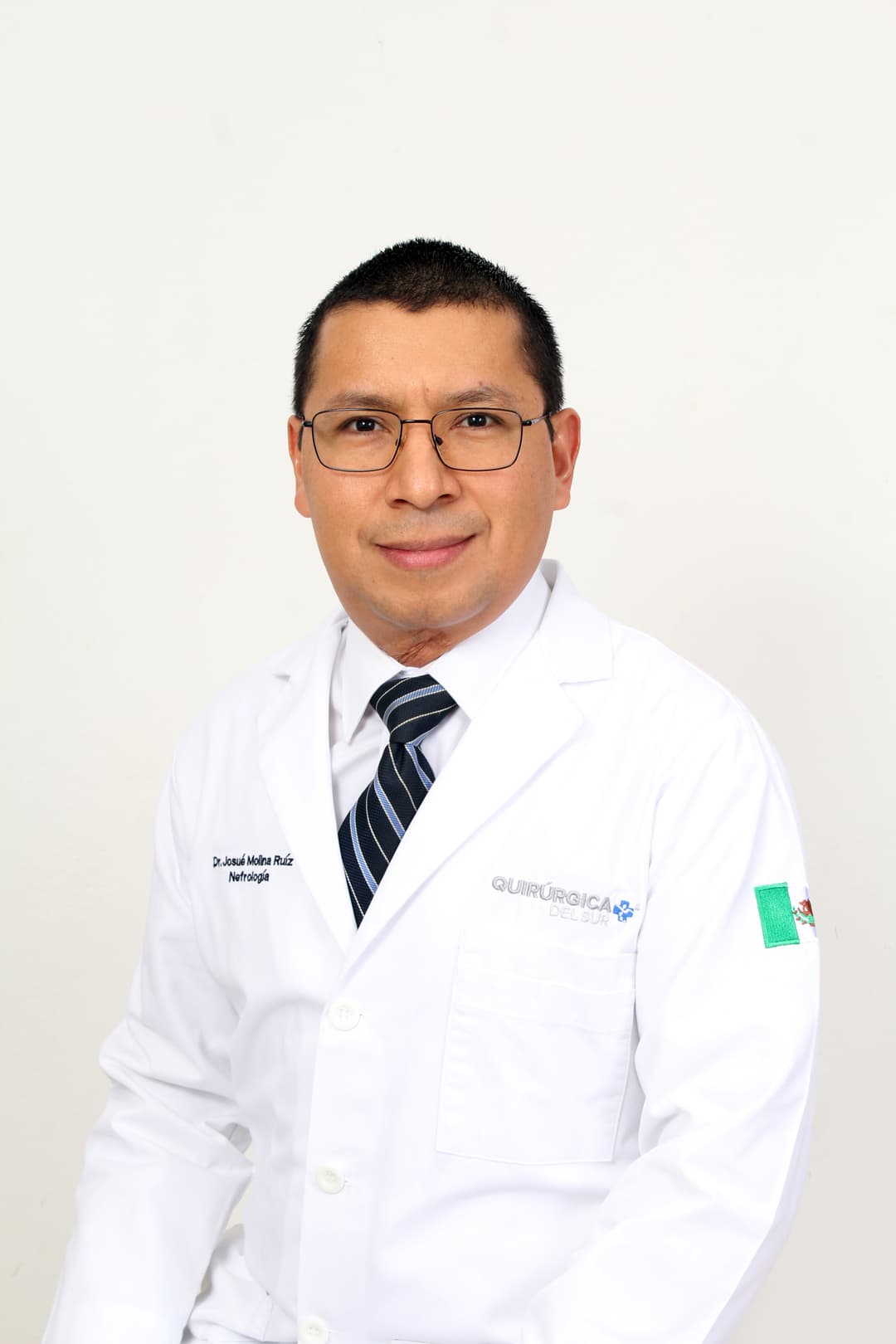 Dr. Josue Molina Ruiz